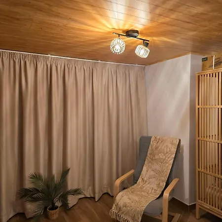 Sea View 7 Chg Family *