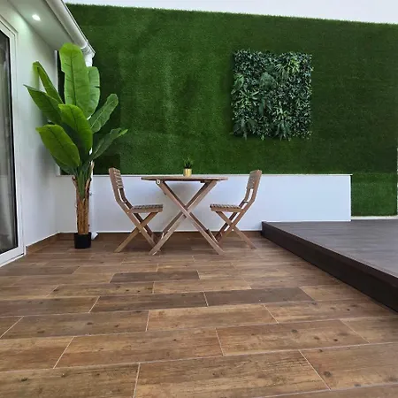 Апартаменты Sea View 7 Chg Family *